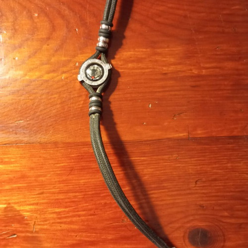 Strap with Moving Compass used