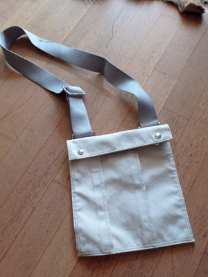 DNKY crossbody bag authentic used ecru