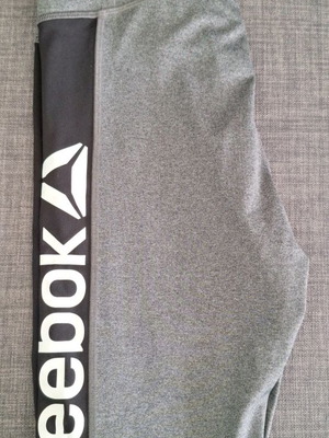 Reebok leggings like new, size Small, black and gray