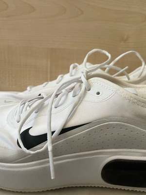 Nike sneakers new, sports style, white, size 39