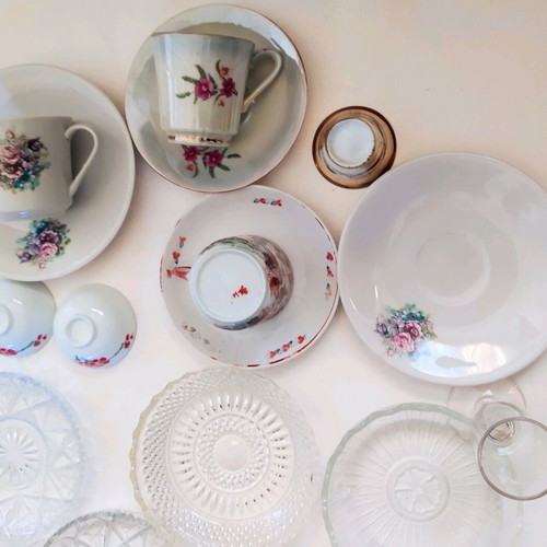 Vintage cups and dessert plates used, set