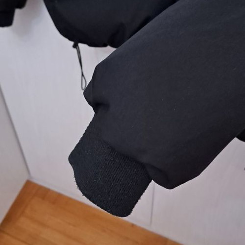 Celestino jacket large like new, black
