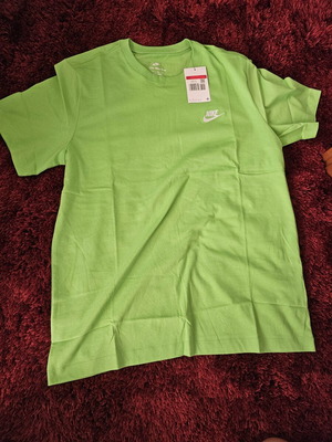 Nike shirt new, size L, green