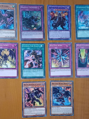 Yu Gi Oh! pack of 10 cards in excellent condition