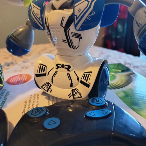Robo Kombat remote control robots