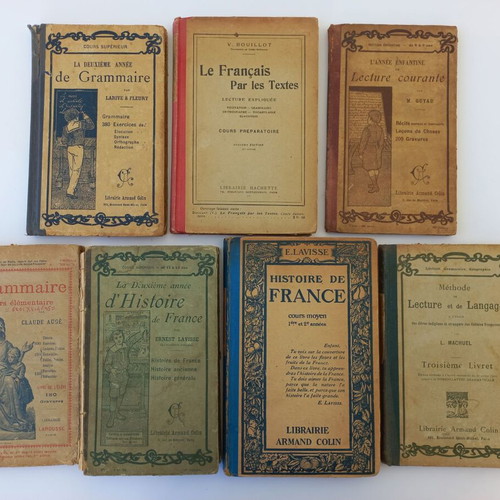 Pack of 7 used old French books, 1905-1951