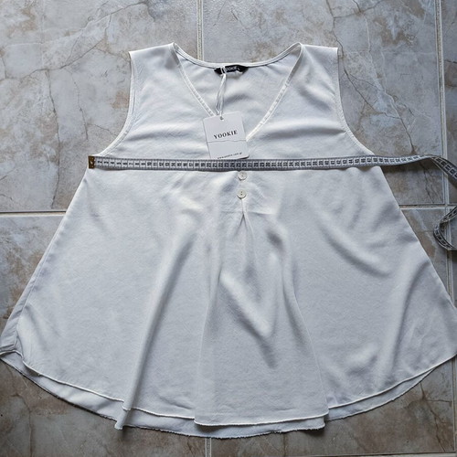 Yookie sleeveless blouse new, sizes M-L, white
