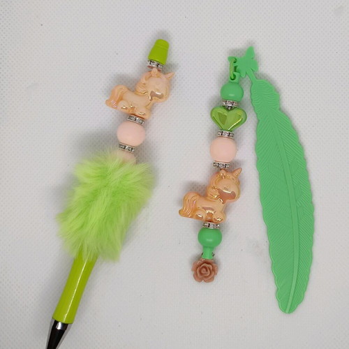 Handmade pen set with bookmark new