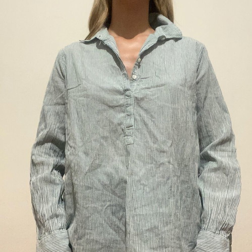 Ellen shirt-style top used, size L, white and blue