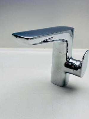 Reisser Mixer Tap for Washbasin like new, minimal chrome design