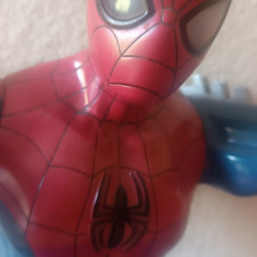 Spiderman giant figure 30cm like new, battery operated