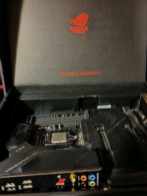 Motherboard Z390 Rog Maximus Code XI like new with box