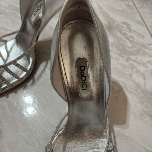 Dodici leather sandals with rhinestones like new, silver