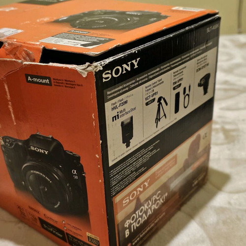 Sony a58 DSLR camera like new with 18-55 and 55-300 lenses
