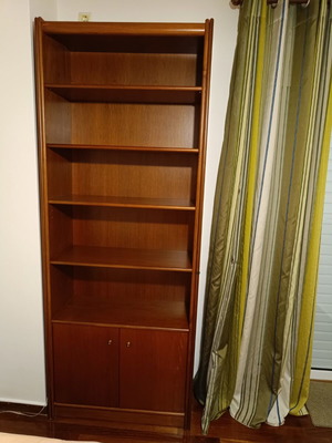 Bookcase used in excellent condition 0.80x2.00