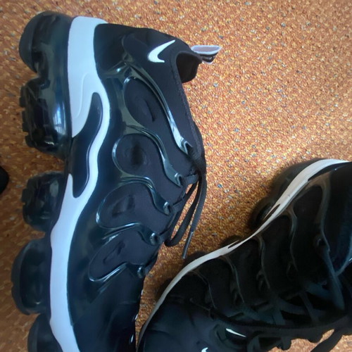 Nike Vapor Max Plus size 44 like new, black sneakers