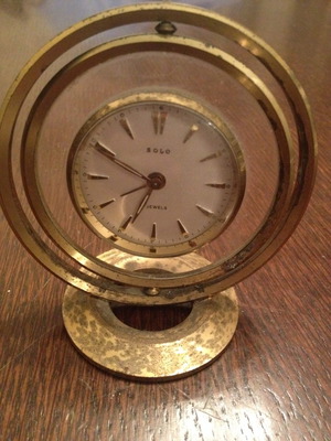 Solo Jewels rotating table clock used from the 1950s
