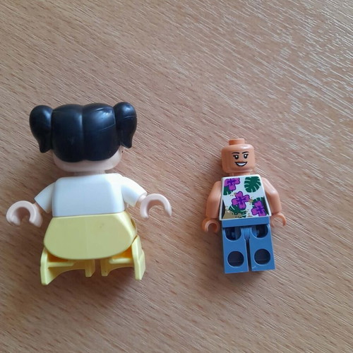 Lego figures Duplo girl and classic minifigure like new