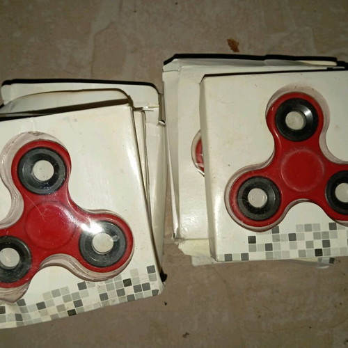 Fidget spinners heavy red set of 11 pieces