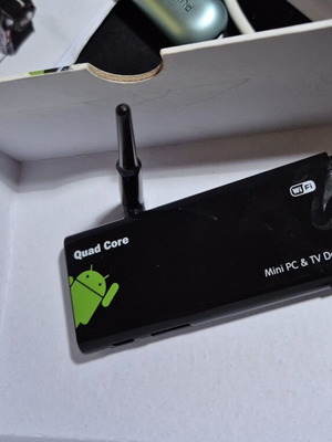 Extreme Media HD241 Smart TV HDMI Dongle Android σαν καινούργιο