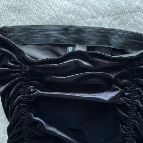 H&M Mini Black Velvet Skirt with Ruching like New