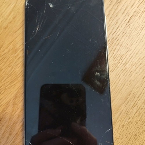 Xiaomi M8 128GB used, damaged