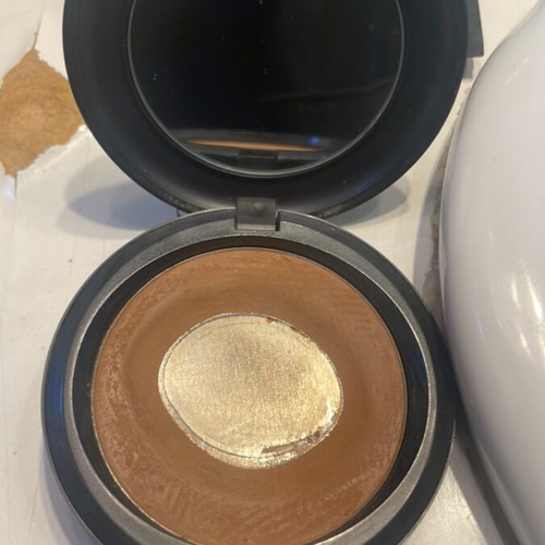 Mac lip pencil Lasting Sensation and eyeshadow Paradisco like new