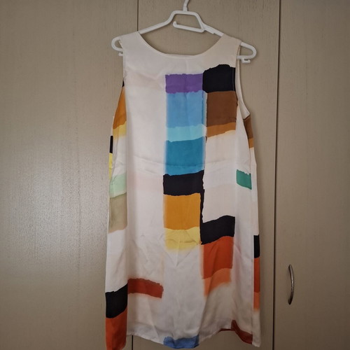 Silk dress, 100% silk with minor flaw