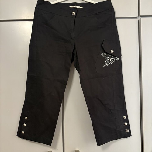 Black Capri Pants women's large with strass detail and decorative buttons like new