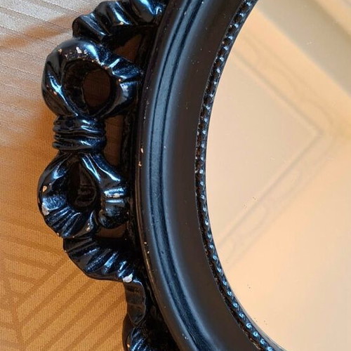 Vintage black mirror with putti used, 33x30 cm