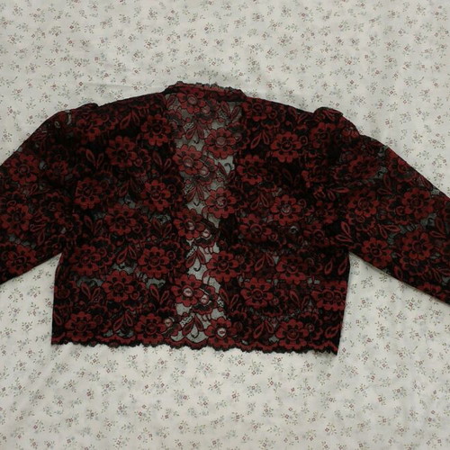 Lace bolero like new, red and black