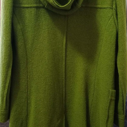 Wool Montgomery coat size 40 green used, like new