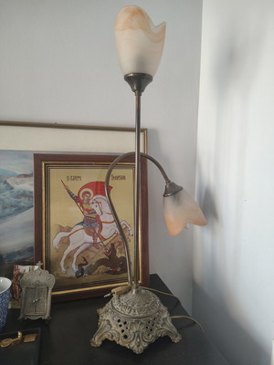 Vintage brass table lamp with two bulbs