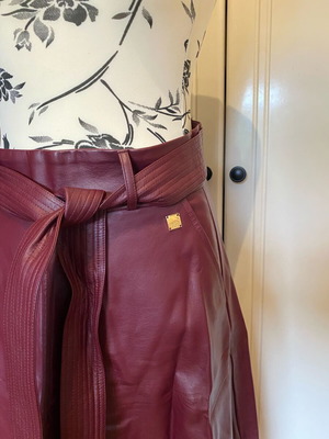 Leather Burgundy Bag!
