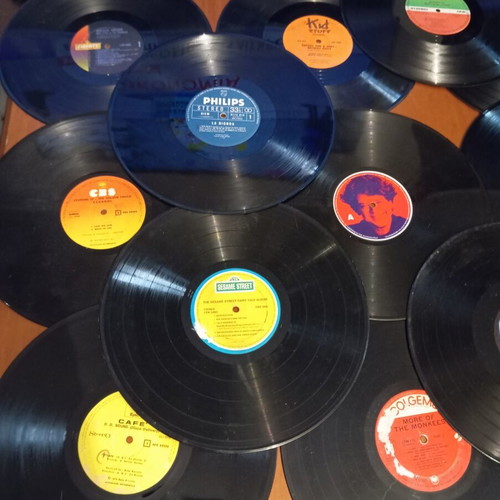 Vinyl records used, pack of 19 from 1980s-1990s