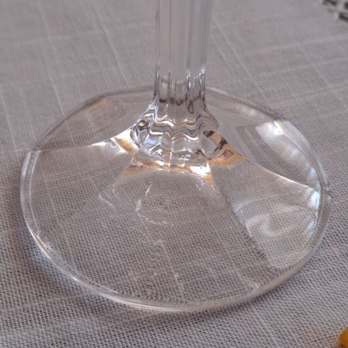 Handmade decorated wine glass like new, ideal for engagement or wedding
