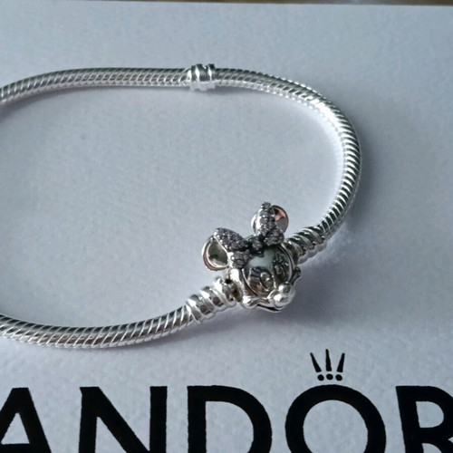 Pandora bracelet Disney Minnie size 18 new, silver