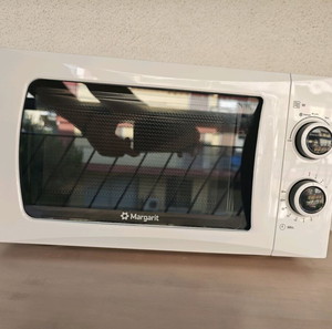 Φούρνος μικροκυμάτων Margarit 700w 20lt