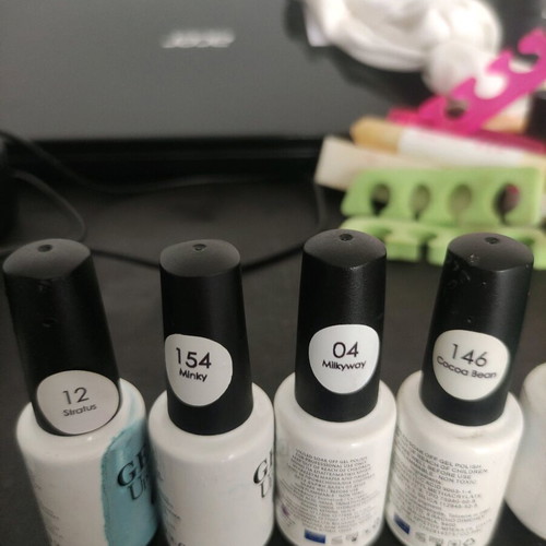 Semipermanent nail polish set with UV/LED lamp 120W like new