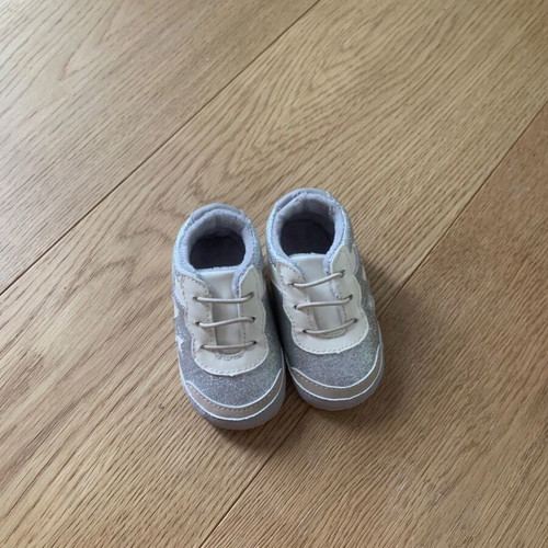 Bebe Mayoral baby shoes size 19 new
