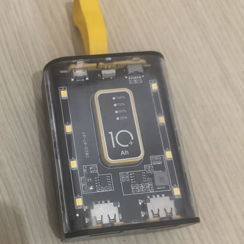 Power Bank 10000mAh like new with LED indicator and multiple USB ports