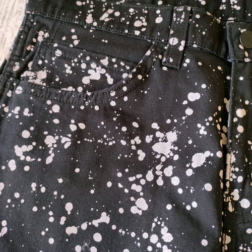 Levi's black jeans with splatter effect like new