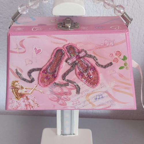 Children's Cosmetic Bag Like New