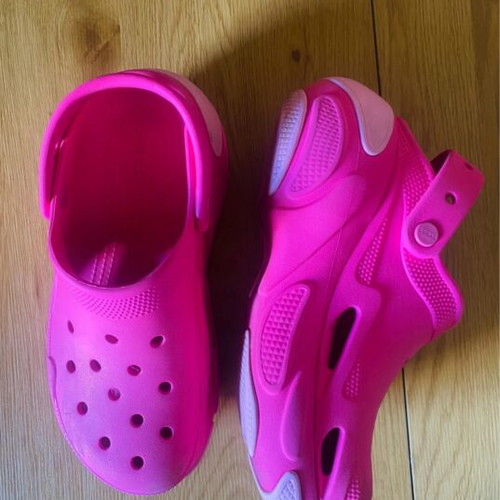 Crocs pink size 41 like new, double deck