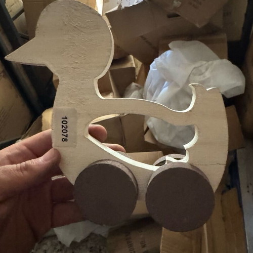 Wooden duck toy new