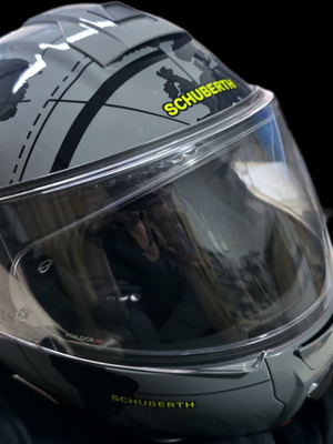 Schuberth C5 Globe Grey XXL helmet