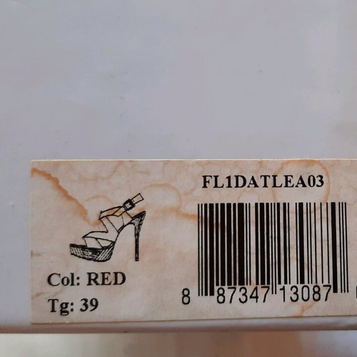 Guess sandals new, size 39, coral color with dust bag
