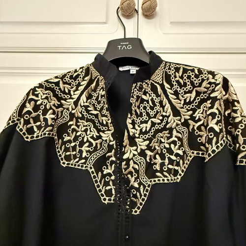 Anna Samouka black shirt with gold embroidery M like new