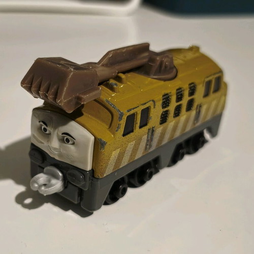 Thomas & Friends Adventures collectible trains like new, set of 3
