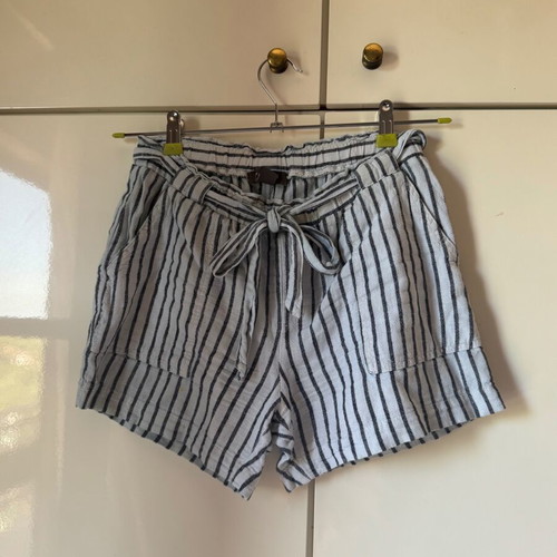 Striped shorts Primark used, size XS, black and white